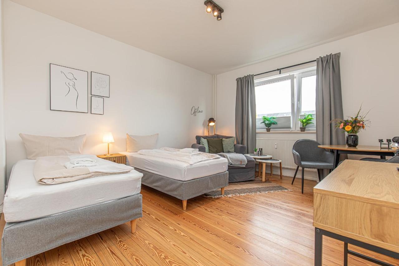 Fewo1846 - Kommood - Zentral Gelegenes Studio-Apartment Mit Balkon Im Hochparterre Flensburgo Esterno foto