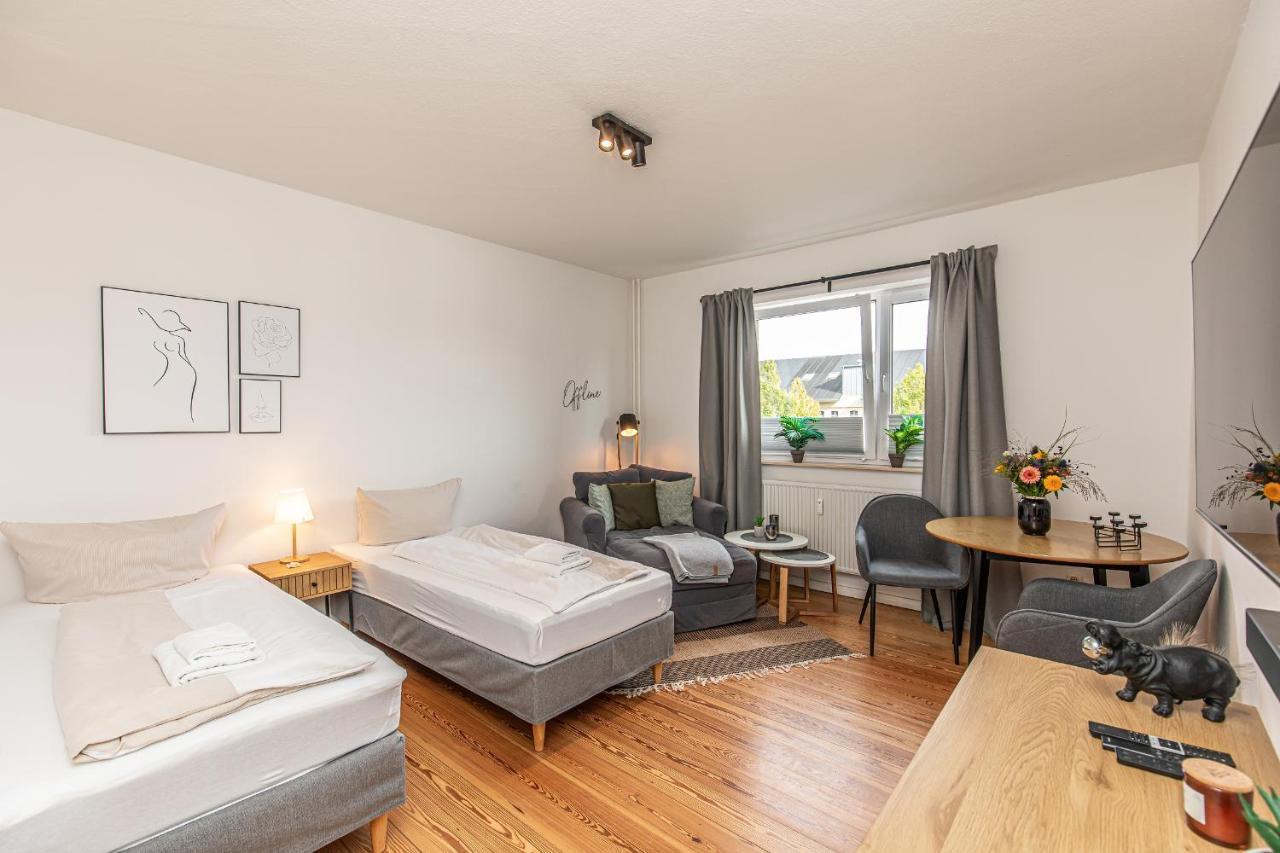 Fewo1846 - Kommood - Zentral Gelegenes Studio-Apartment Mit Balkon Im Hochparterre Flensburgo Esterno foto